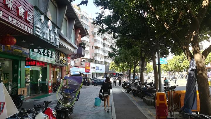 广东省莲塘路，历史与现代的交融之地